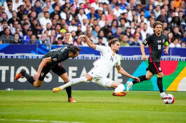 安娜荒淫牲艳史在线播放